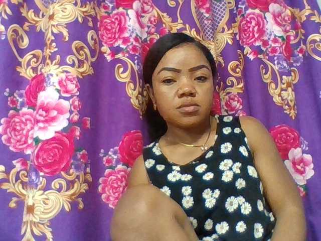 Elyah1a live cam on BongaCams