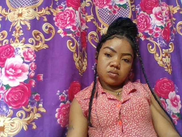 Elyah1a live cam on BongaCams