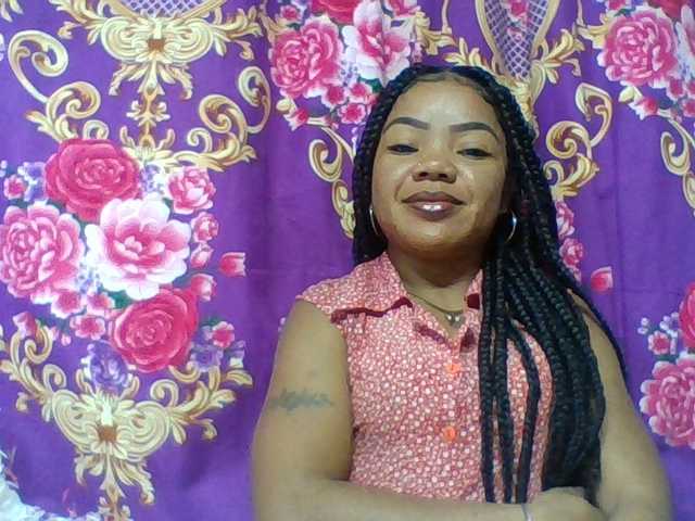Elyah1a live cam on BongaCams