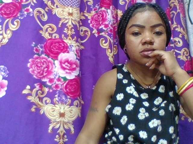 Elyah1a live cam on BongaCams
