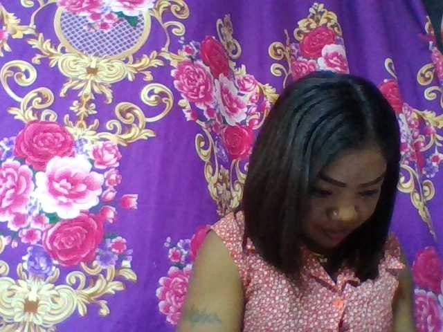 Elyah1a live cam on BongaCams