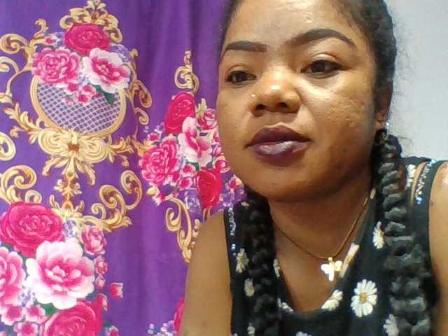 Elyah1a live cam on BongaCams