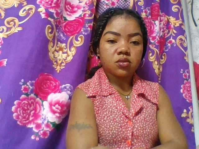 Elyah1a live cam on BongaCams