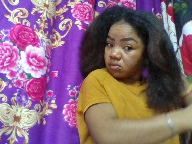 Elyah1a live cam on BongaCams
