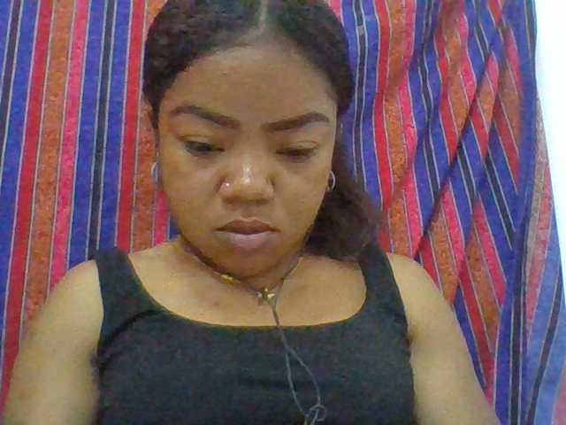 Elyah1a live cam on BongaCams