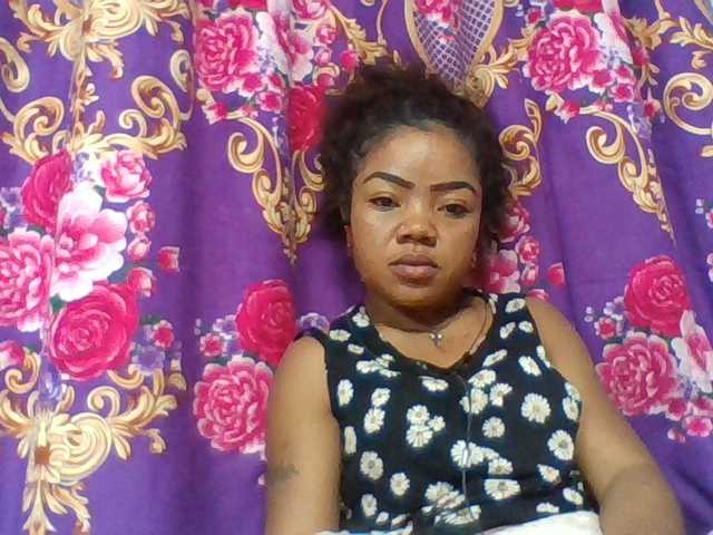 Elyah1a live cam on BongaCams