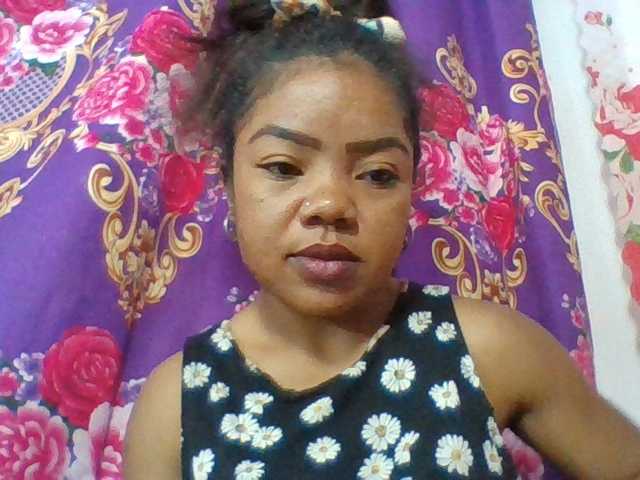 Elyah1a live cam on BongaCams