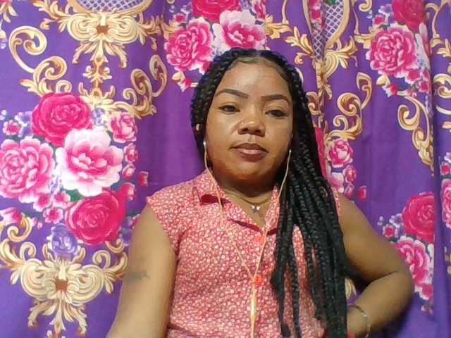 Elyah1a live cam on BongaCams