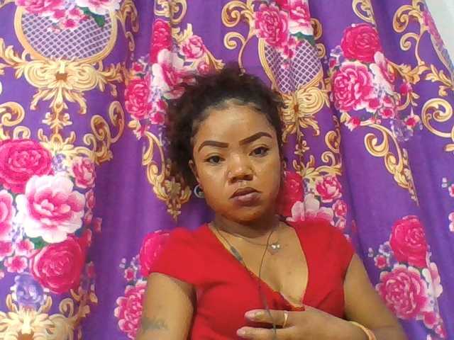 Elyah1a live cam on BongaCams