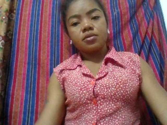 Elyah1a live cam on BongaCams