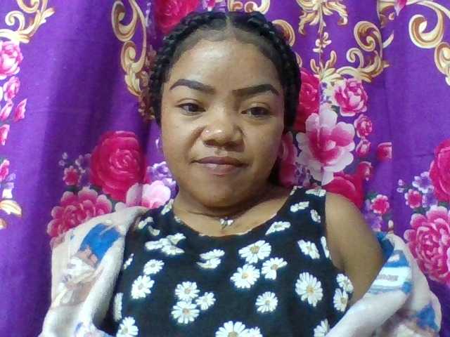 Elyah1a live cam on BongaCams