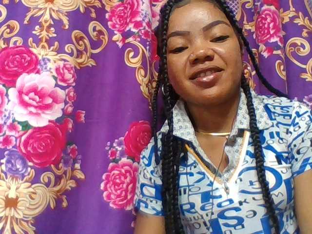 Elyah1a live cam on BongaCams