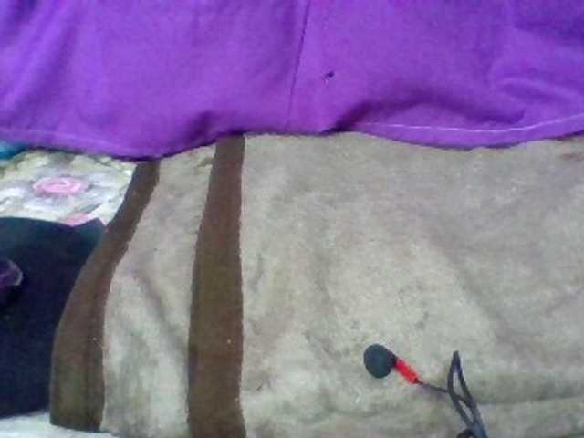 Elyah1a live cam on BongaCams