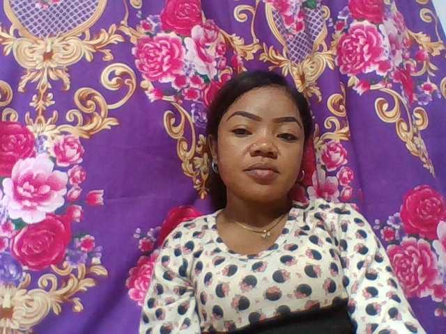 Elyah1a live cam on BongaCams