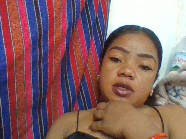 Elyah1a live cam on BongaCams
