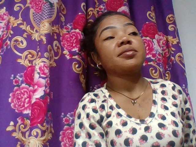 Elyah1a live cam on BongaCams