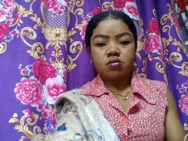 Elyah1a live cam on BongaCams