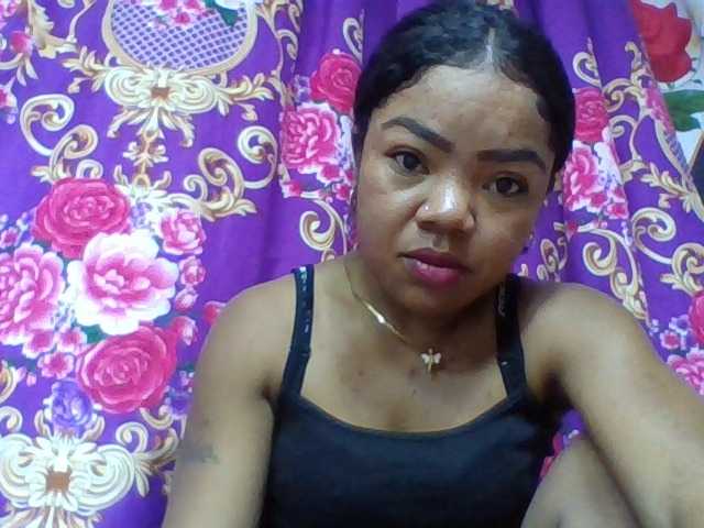 Elyah1a live cam on BongaCams