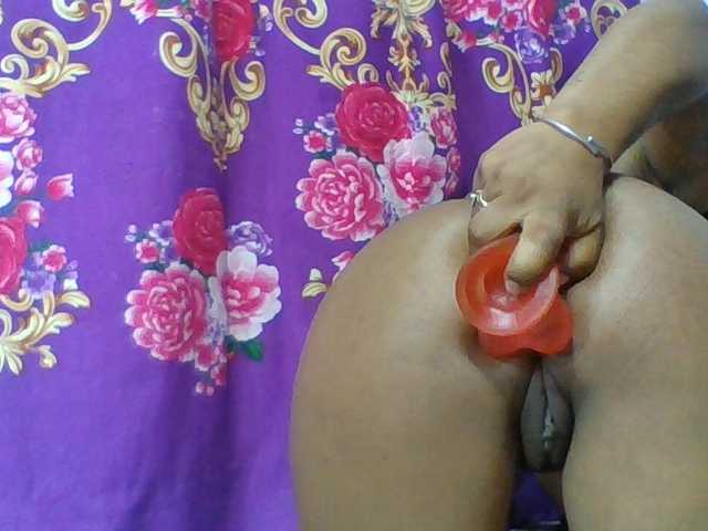 Elyah1a live cam on BongaCams