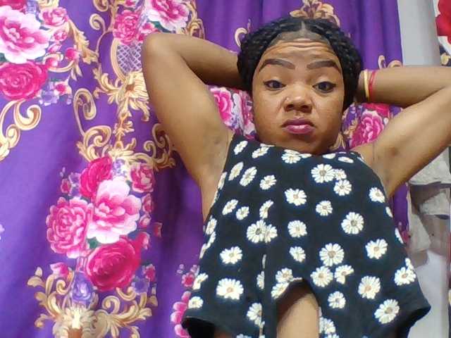 Elyah1a live cam on BongaCams