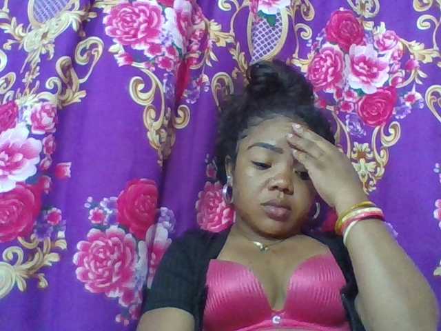 Elyah1a live cam on BongaCams
