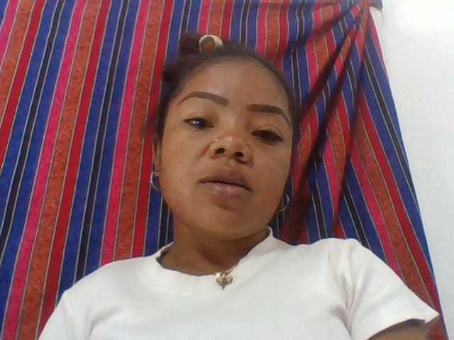 Elyah1a live cam on BongaCams