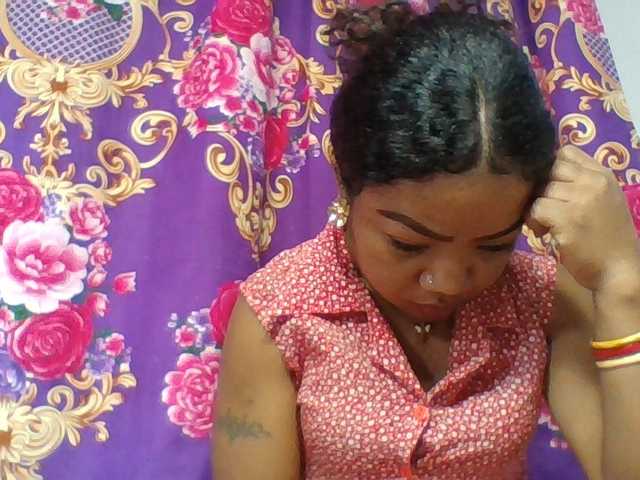 Elyah1a live cam on BongaCams