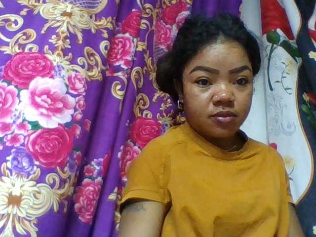 Elyah1a live cam on BongaCams