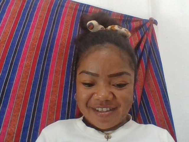 Elyah1a live cam on BongaCams