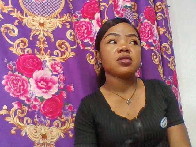 Elyah1a live cam on BongaCams