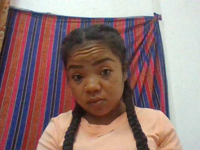 Elyah1a live cam on BongaCams