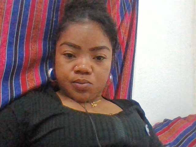 Elyah1a live cam on BongaCams