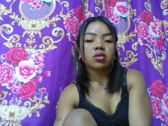 Elyah1a live cam on BongaCams