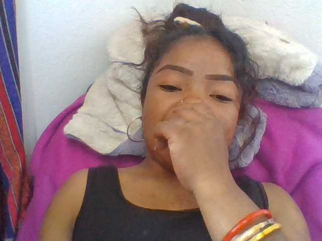 Elyah1a live cam on BongaCams