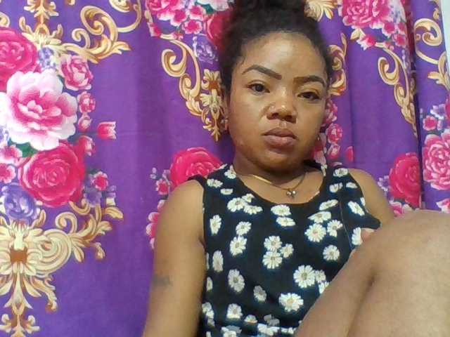 Elyah1a live cam on BongaCams
