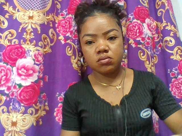 Elyah1a live cam on BongaCams