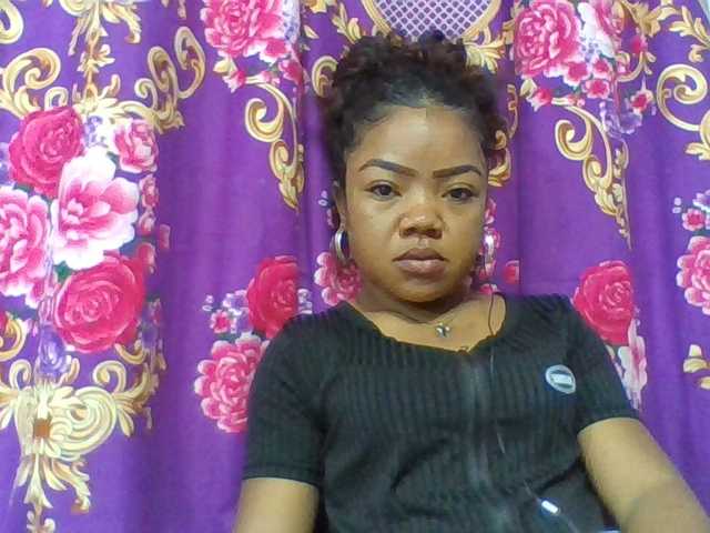 Elyah1a live cam on BongaCams