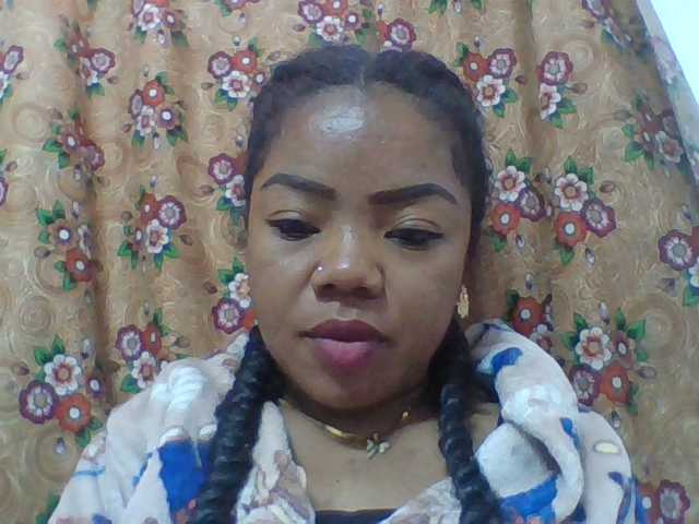 Elyah1a live cam on BongaCams
