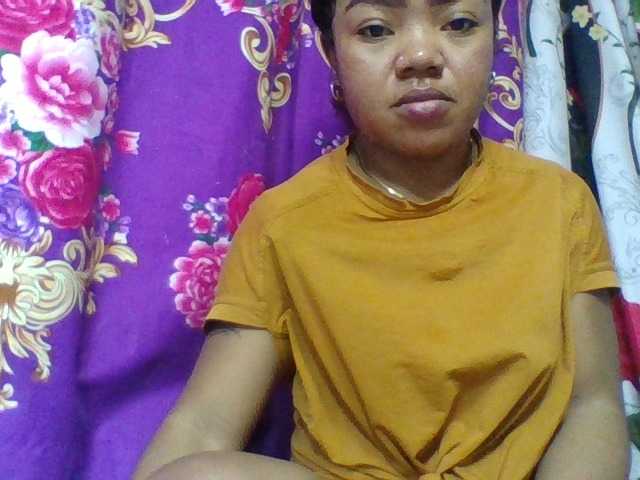 Elyah1a live cam on BongaCams