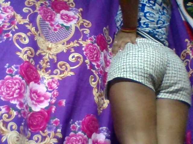 Elyah1a live cam on BongaCams