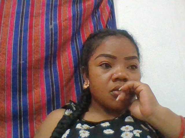 Elyah1a live cam on BongaCams