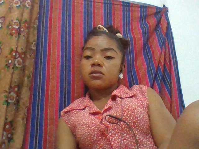 Elyah1a live cam on BongaCams