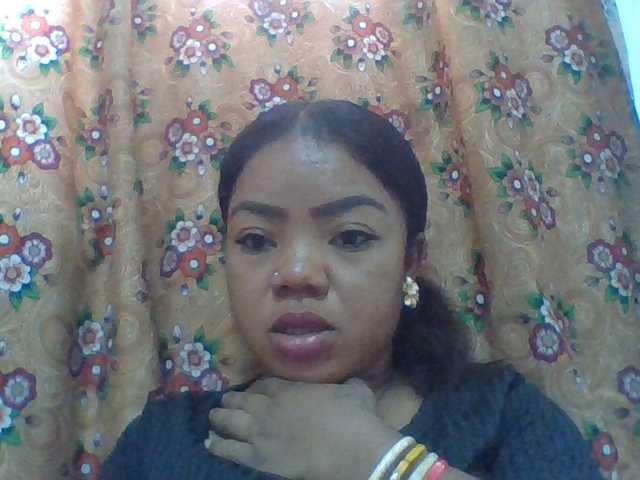 Elyah1a live cam on BongaCams