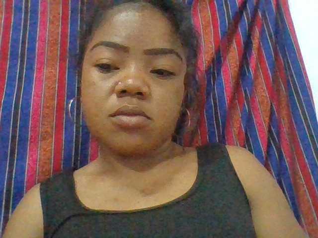 Elyah1a live cam on BongaCams