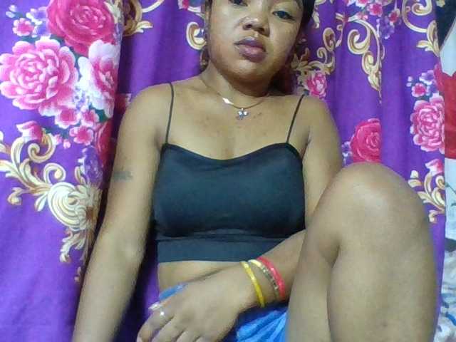 Elyah1a live cam on BongaCams