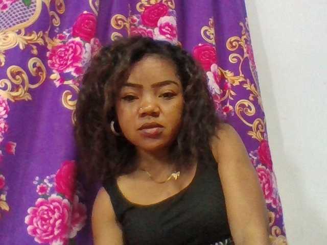 Elyah1a live cam on BongaCams
