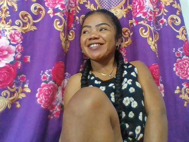 Elyah1a live cam on BongaCams