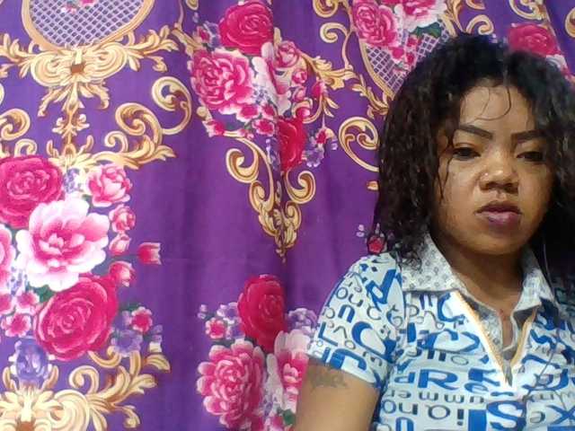 Elyah1a live cam