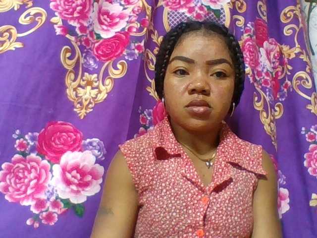 Elyah1a live cam on BongaCams