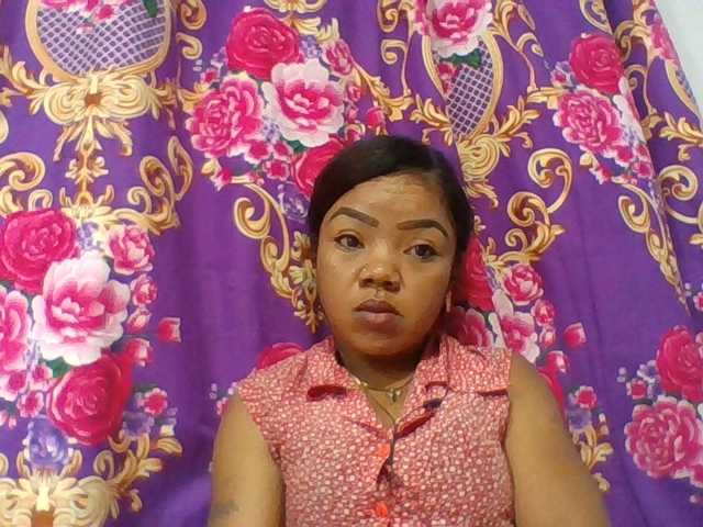 Elyah1a live cam on BongaCams